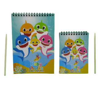 Блокнот для гравюр /Е-3002-A/ "Акулята" А5/8 чорн.арк. +дер.палич. Scratch note, 14*20см (1/24)